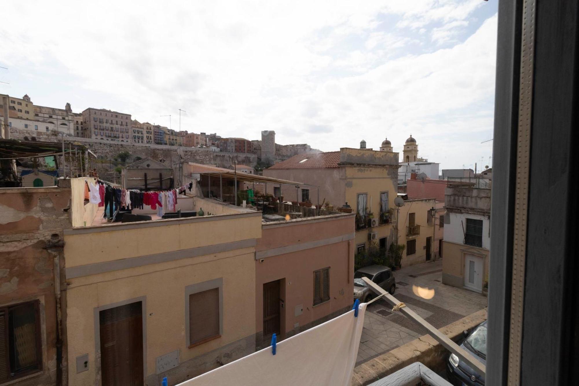Apartamento Laribiancos Cagliari Centro Storico Exterior foto