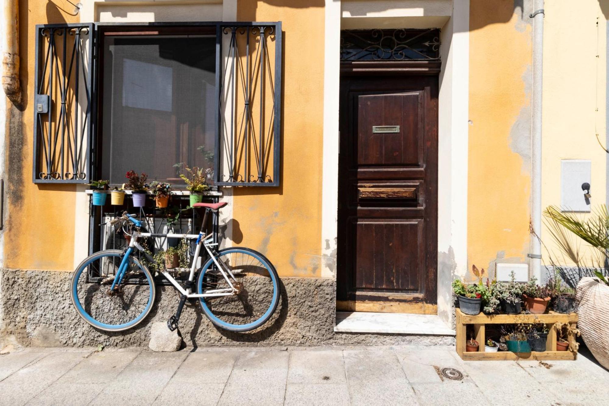 Apartamento Laribiancos Cagliari Centro Storico Exterior foto